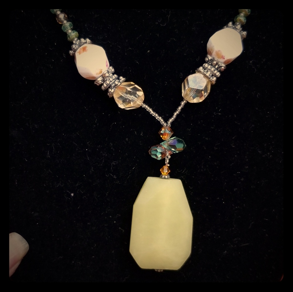 Handmade yellow quartz imported stone necklace